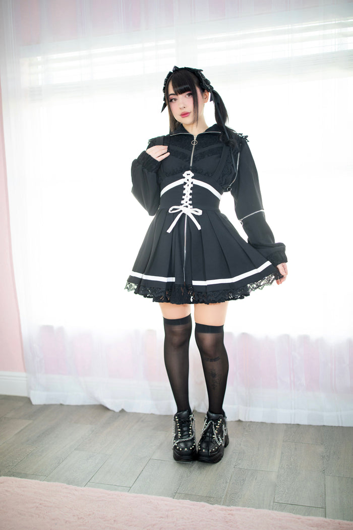 Lacebound Jacket