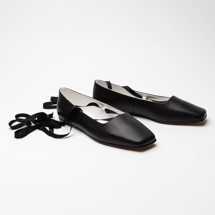 Bronte Slippers (Black)