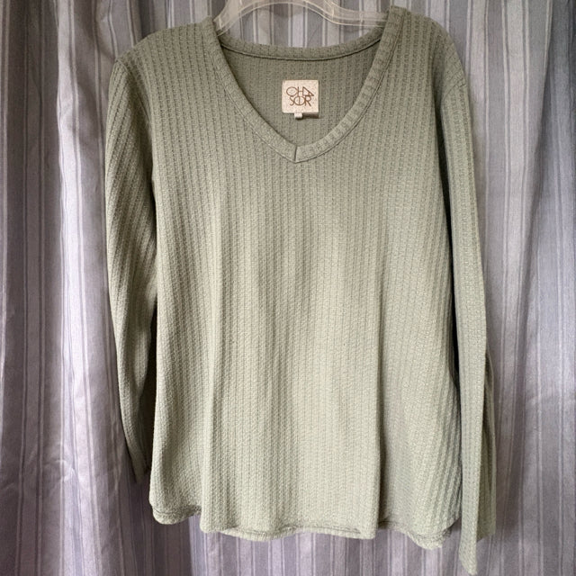Chaser SIZE M Women's Shirt