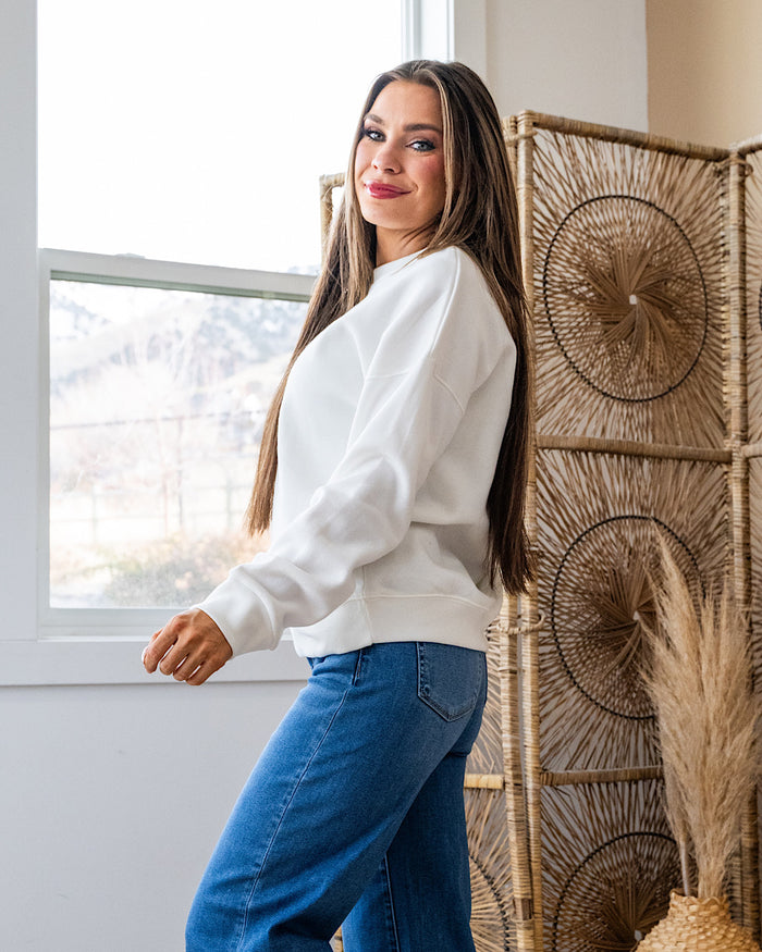 Cozy Crewneck Sweatshirt - Off White Zenana