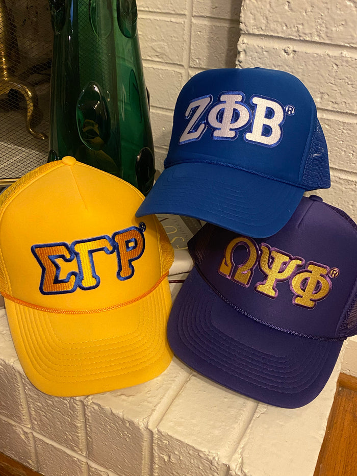 D9 - Trucker Lettered Hats