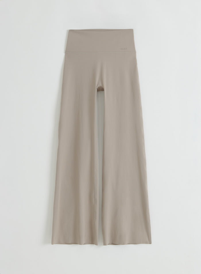 Dark Clay Sense Straight Leg Tights merkiltä aim'n