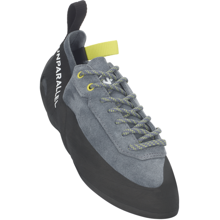 Engage Lace Up
