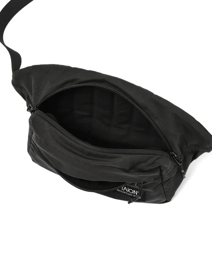 Non Down Mountain Waist Pouch (Fanny Pack)