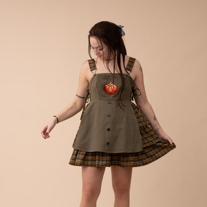 Pumpkin Patch Pinafore