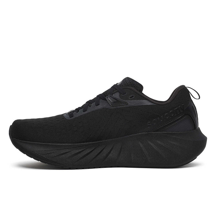 Saucony - Triumph 22 Trainers in Triple Black - Nigel Clare