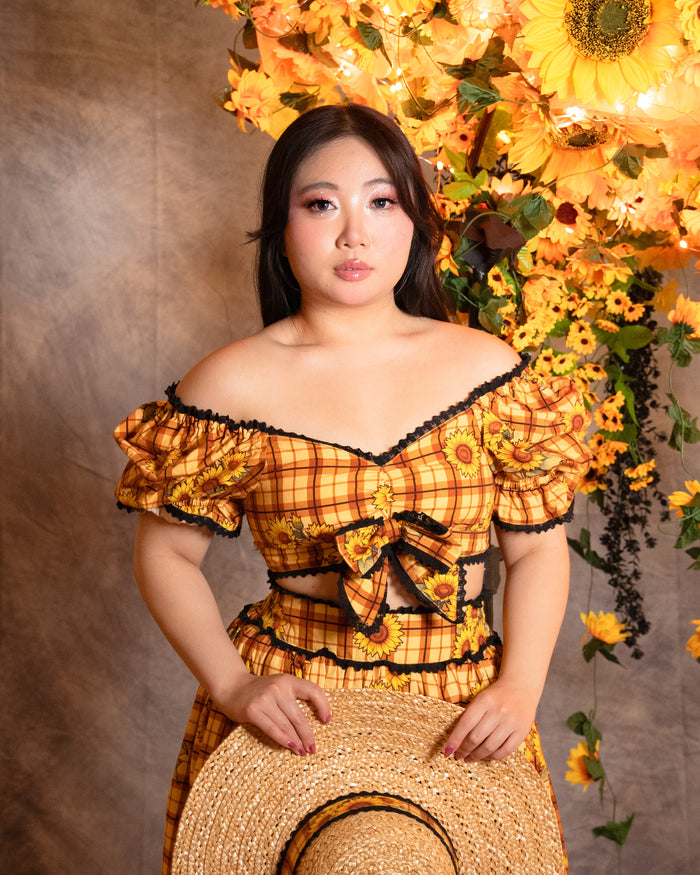 Sunflower Carousel Top (Pre-Order CLOSED)