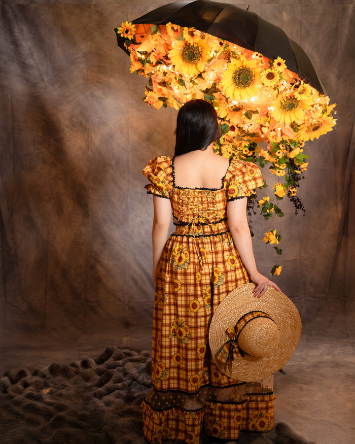 Sunflower Carousel Top (Pre-Order CLOSED)