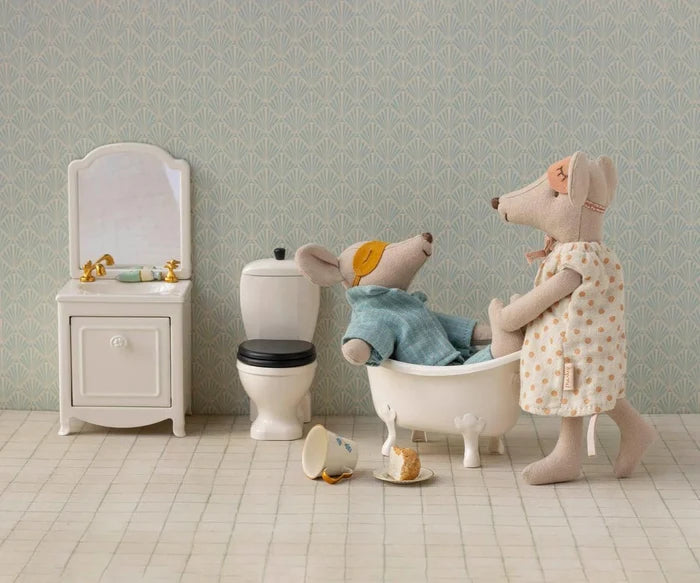 Toilet, Mouse