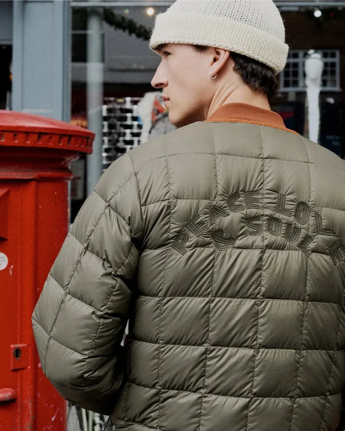 Universal Works x TAION Reversible Button Down Jacket <UW-TA-R101B>
