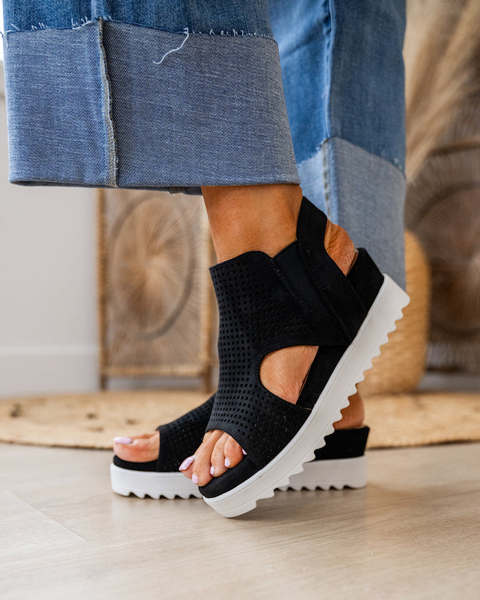 Very G Amy Sandals - Color Options Available! Very G