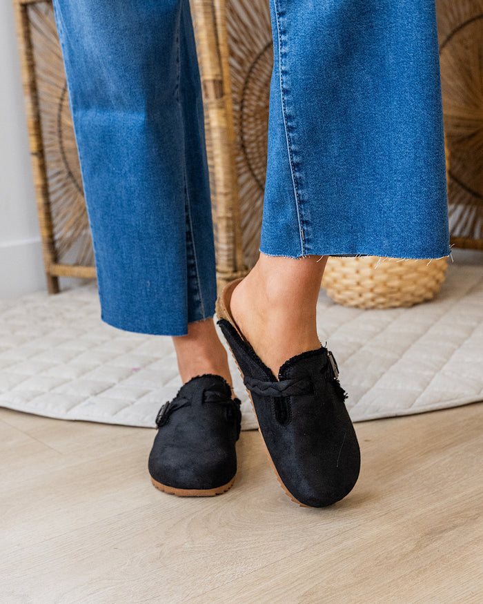 Very G Iris Slides - Color Options Available! Very G Black