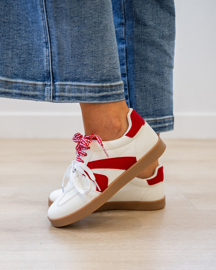 Very G Retro 2 Sneakers - White & Red Very G