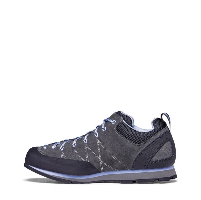 Women's Crux Approach Shoe