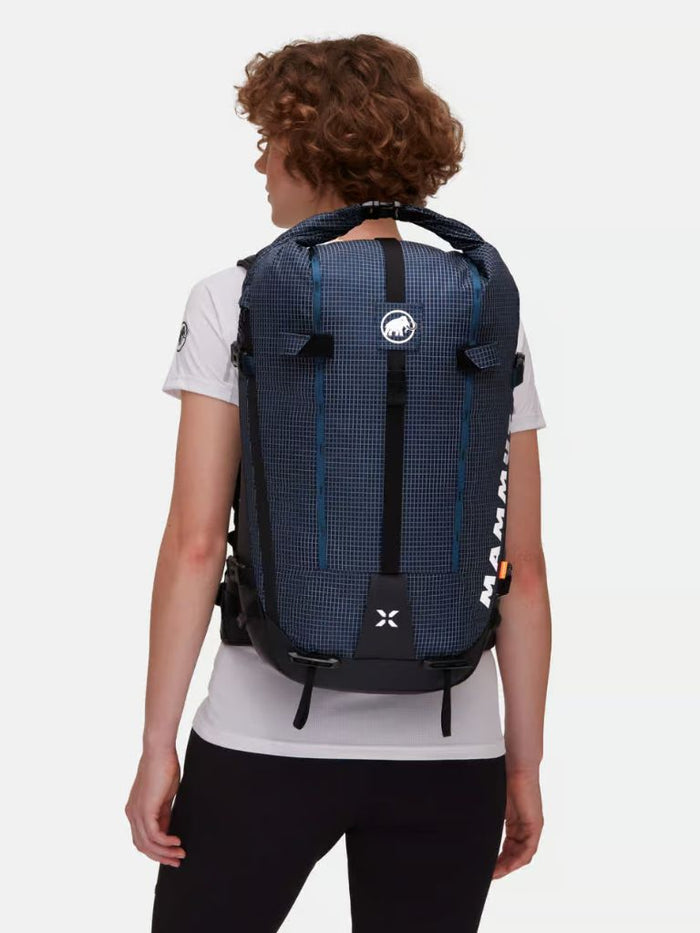 Women's Trion 28 Backpack