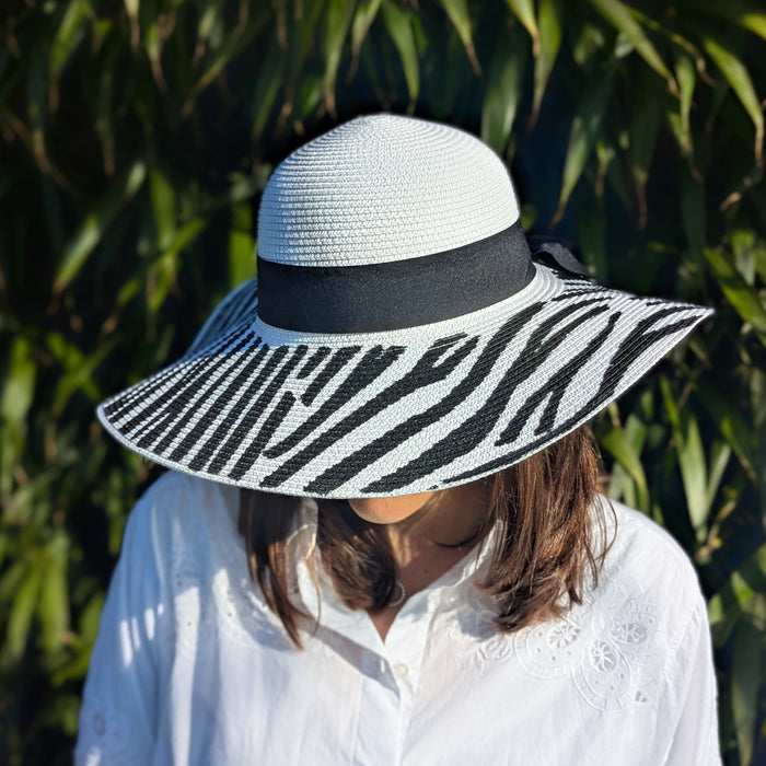Zebra Print Wide Brim Foldable Hat (57cm) - White/Black
